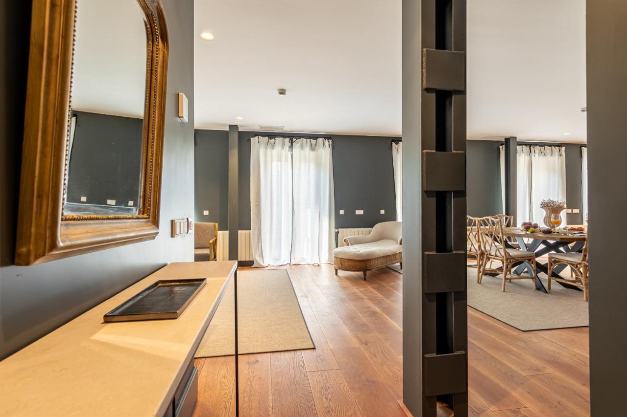 Green-Apartments Reales Atarazanas Suites Севілья Екстер'єр фото