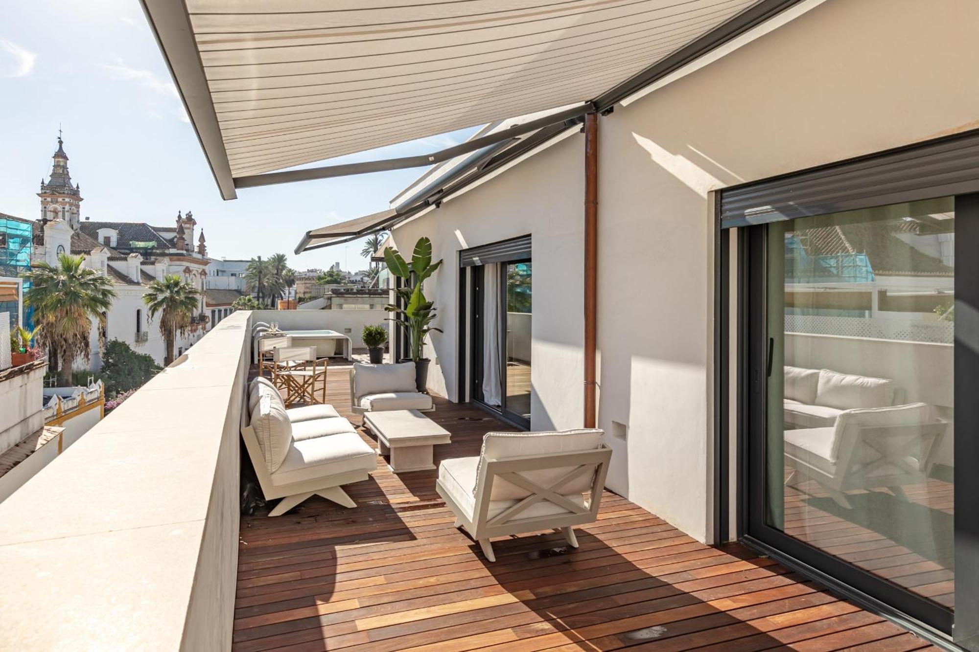 Green-Apartments Reales Atarazanas Suites Севілья Екстер'єр фото