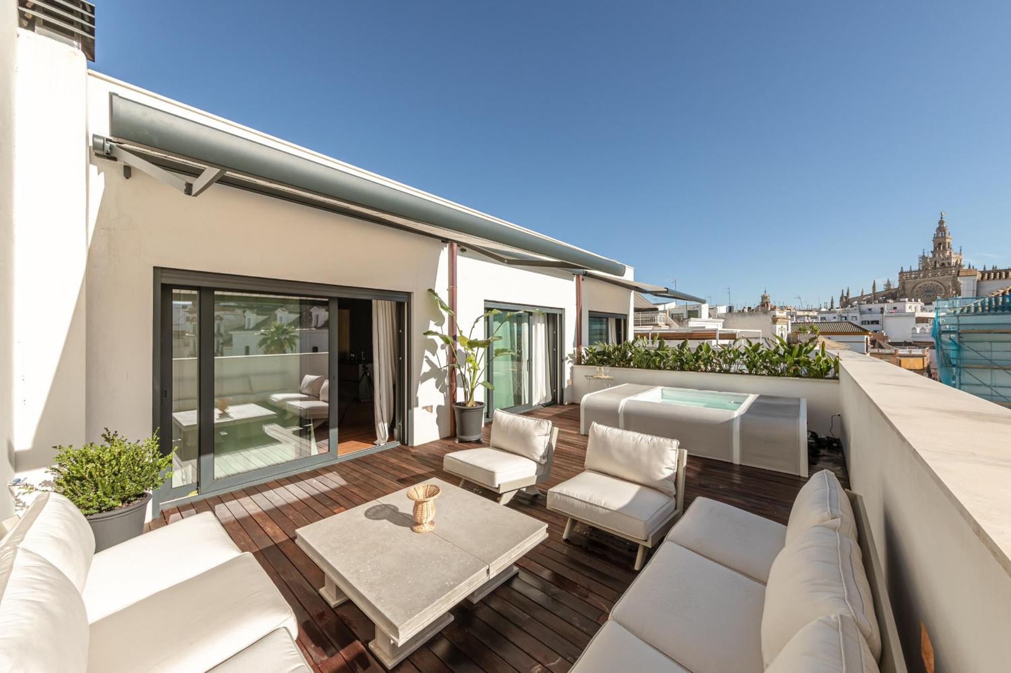 Green-Apartments Reales Atarazanas Suites Севілья Екстер'єр фото