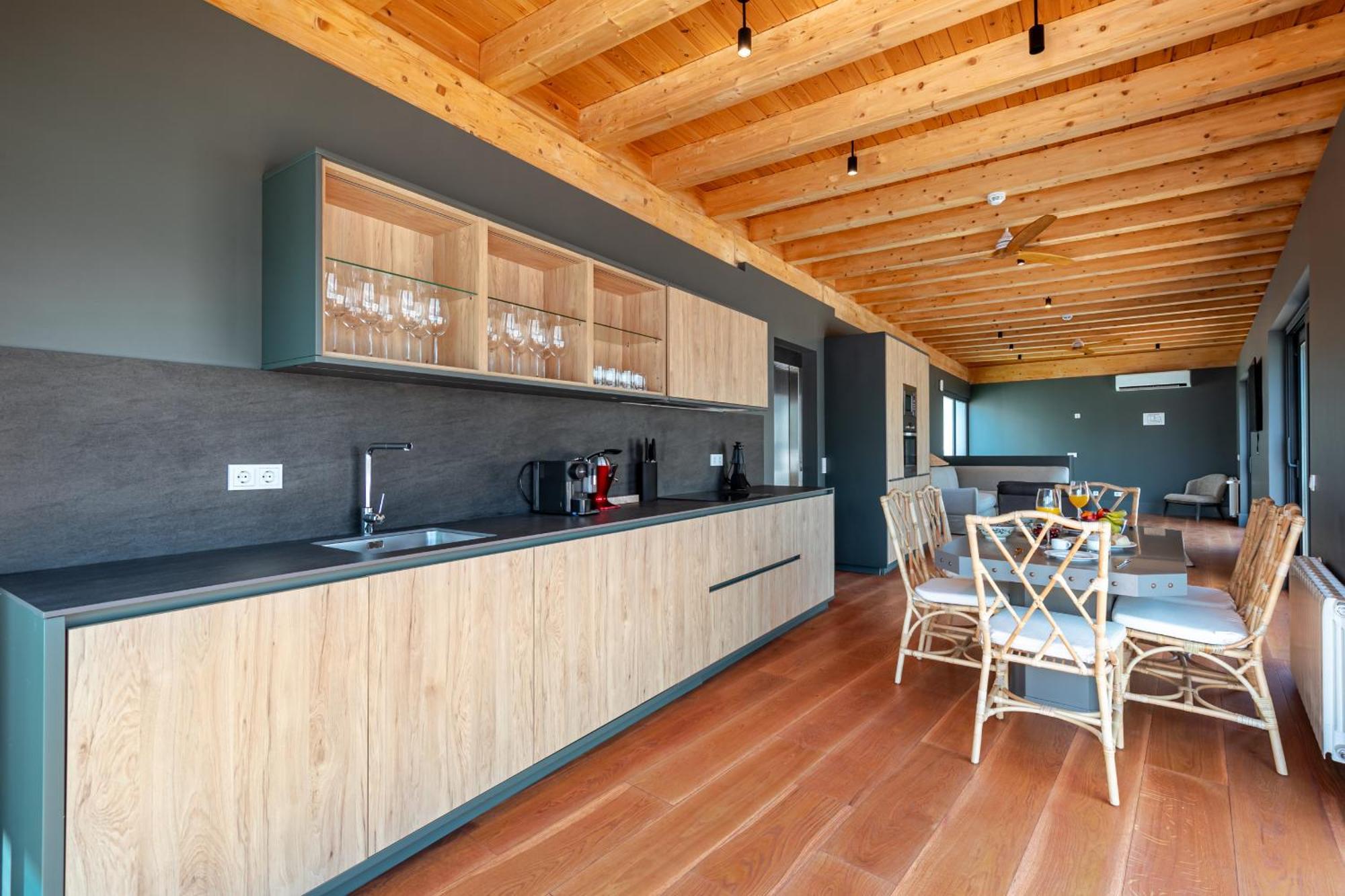Green-Apartments Reales Atarazanas Suites Севілья Екстер'єр фото