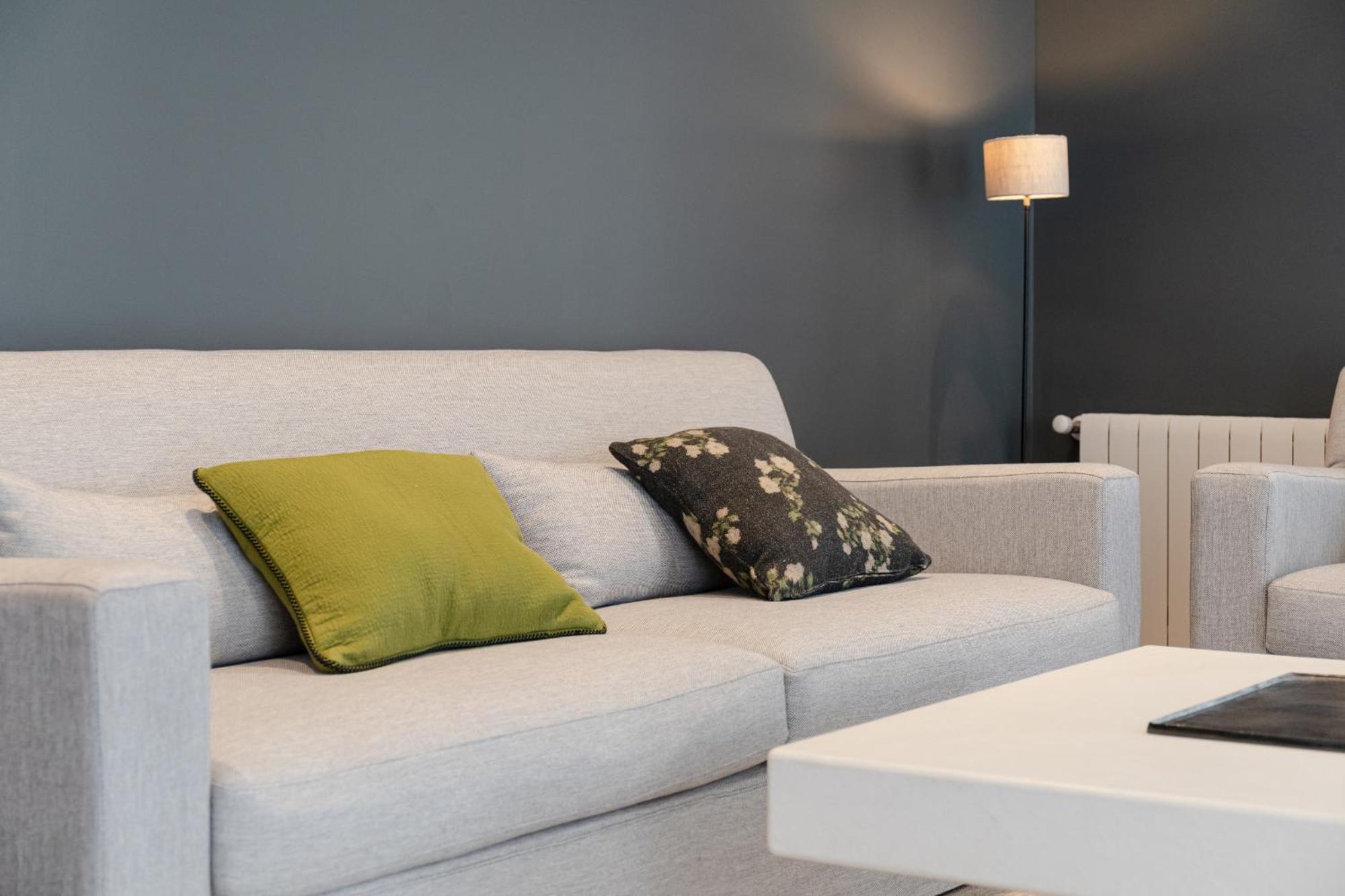 Green-Apartments Reales Atarazanas Suites Севілья Екстер'єр фото